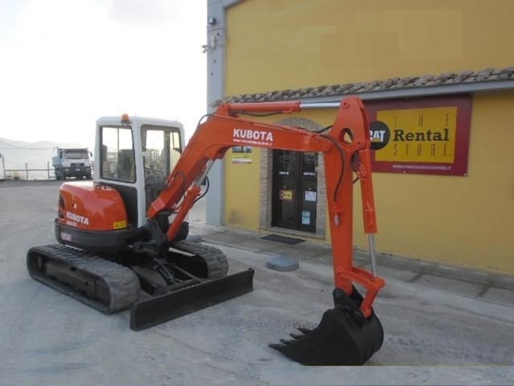 KUBOTA U 45-3 in vendita - foto 2