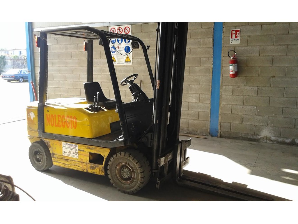 vendesi carrello elevatore in vendita - foto 1