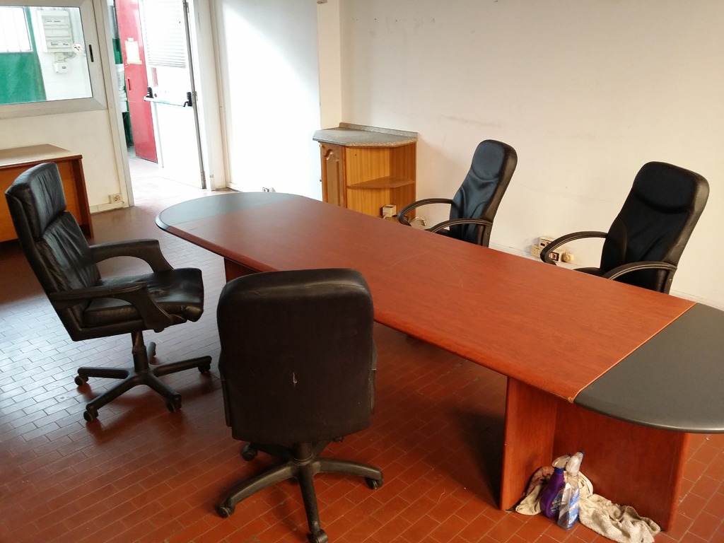 Tavolo e sedie per riunioni in vendita - foto 2