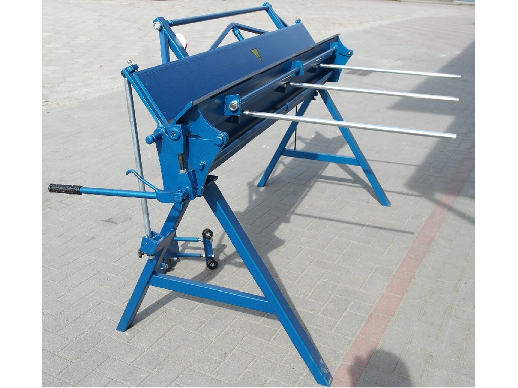 PIEGATRICE PER LAMIERA ZGR 2140/1,2mm in vendita - foto 1