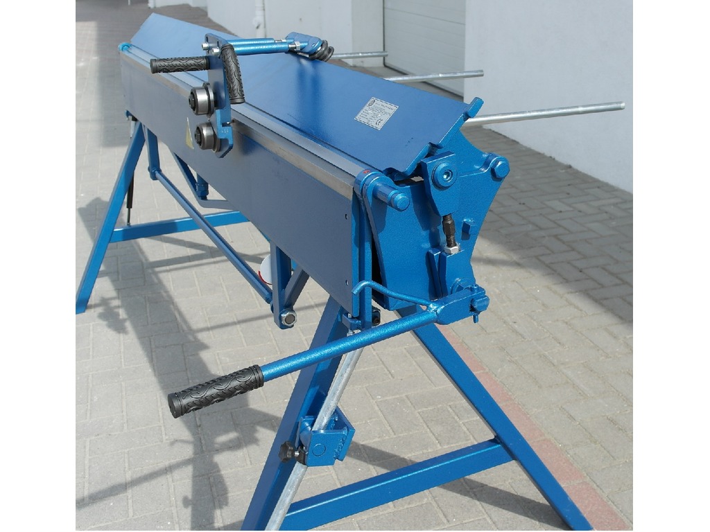 PIEGATRICE PER LAMIERA ZGR 2140/1,2mm in vendita - foto 3