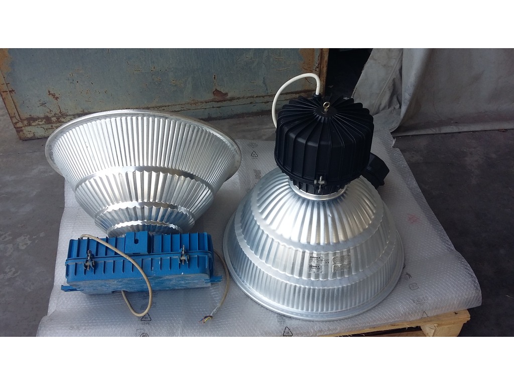 CORPI ILLUMINANTI DISANO 1215 PHOTON &amp; 1117 Quark in vendita - foto 1