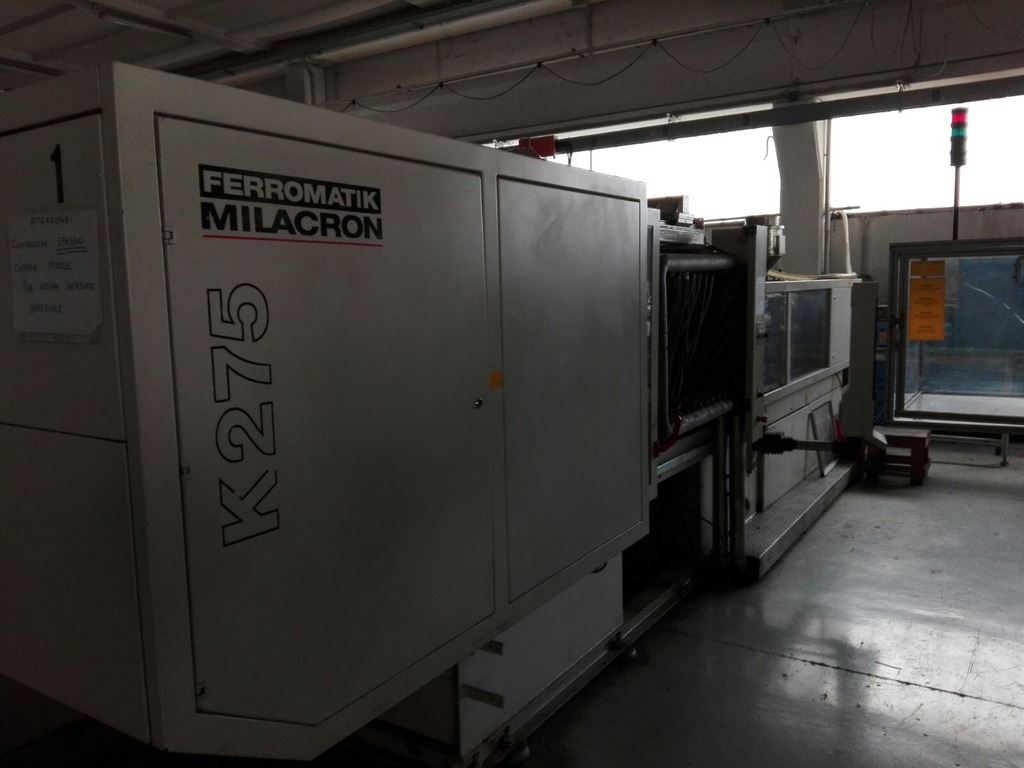 PRESSA A INIEZIONE FERROMATIK 275 TON in vendita - foto 1