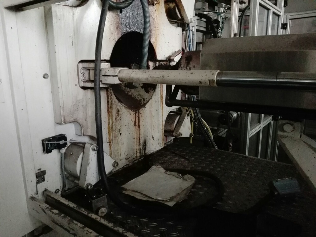 PRESSA A INIEZIONE FERROMATIK 275 TON in vendita - foto 2