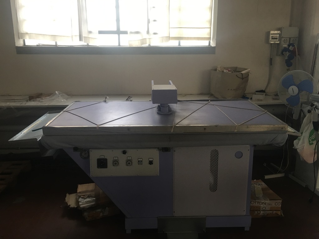 Macchine da stiro in vendita