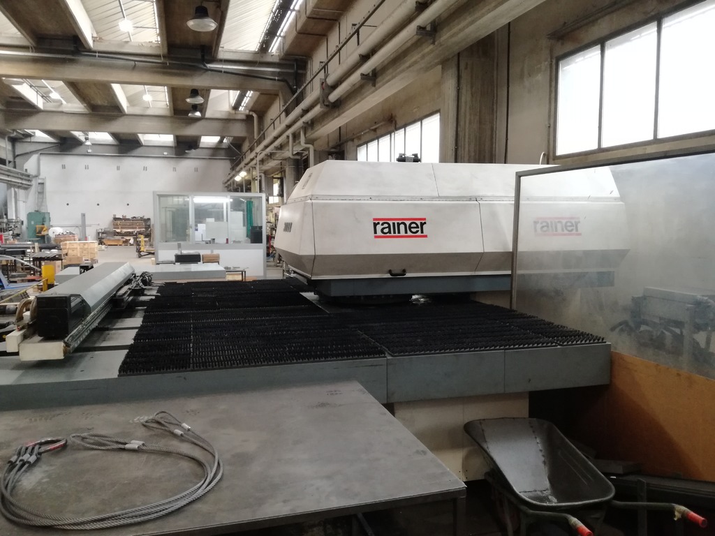 PUNZONATRICE IDRAULICA RAINER modello P3000 in vendita - foto 2