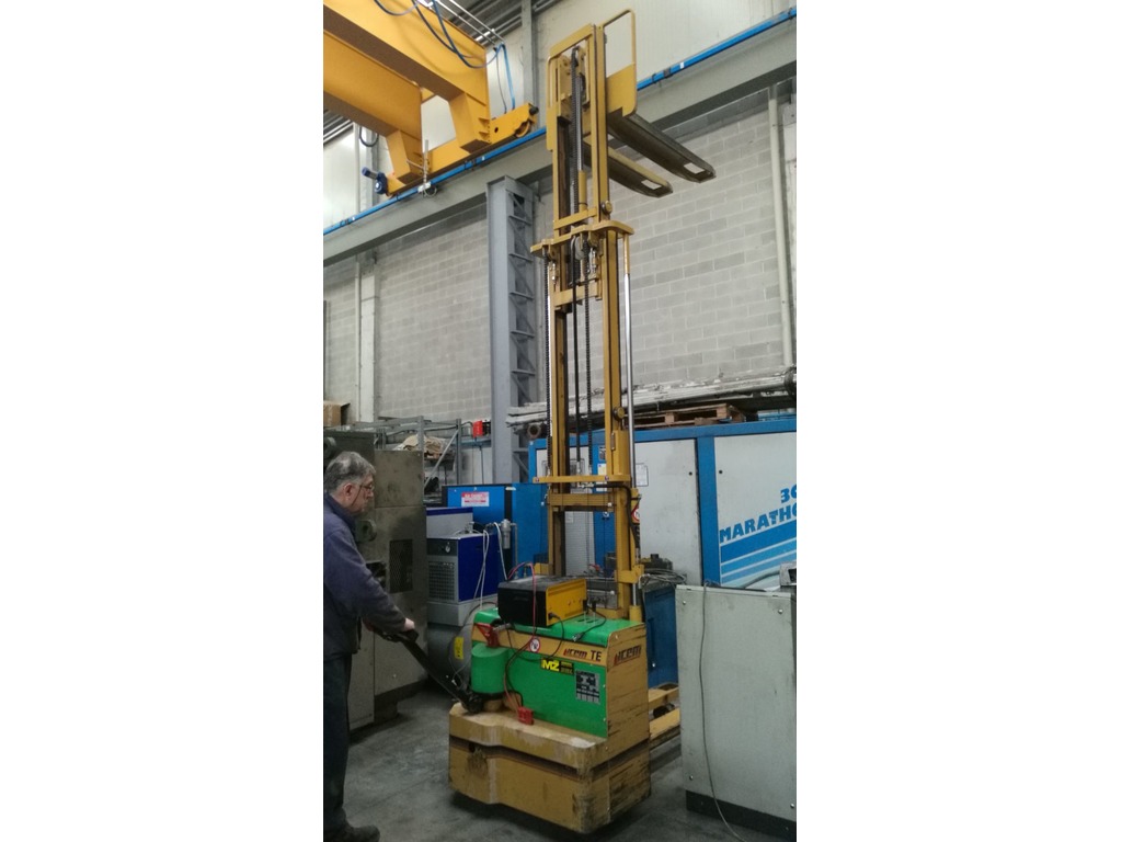 Carrelli elevatori in vendita
