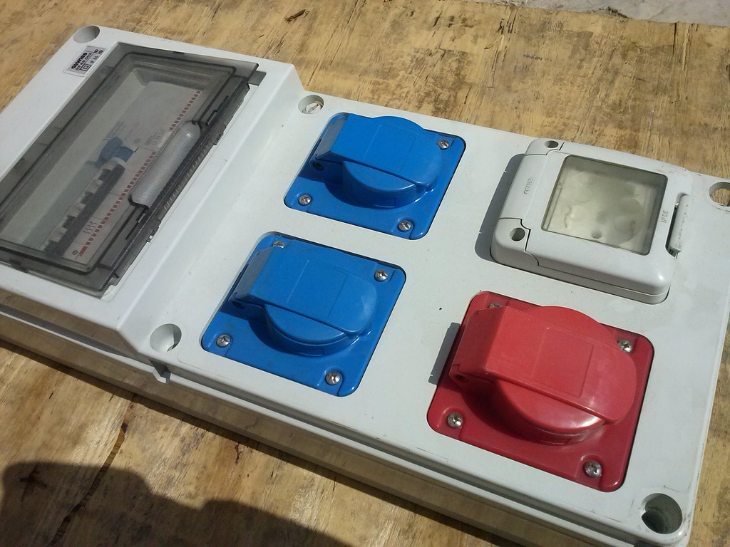 Quadro elettrico completo in vendita - foto 3