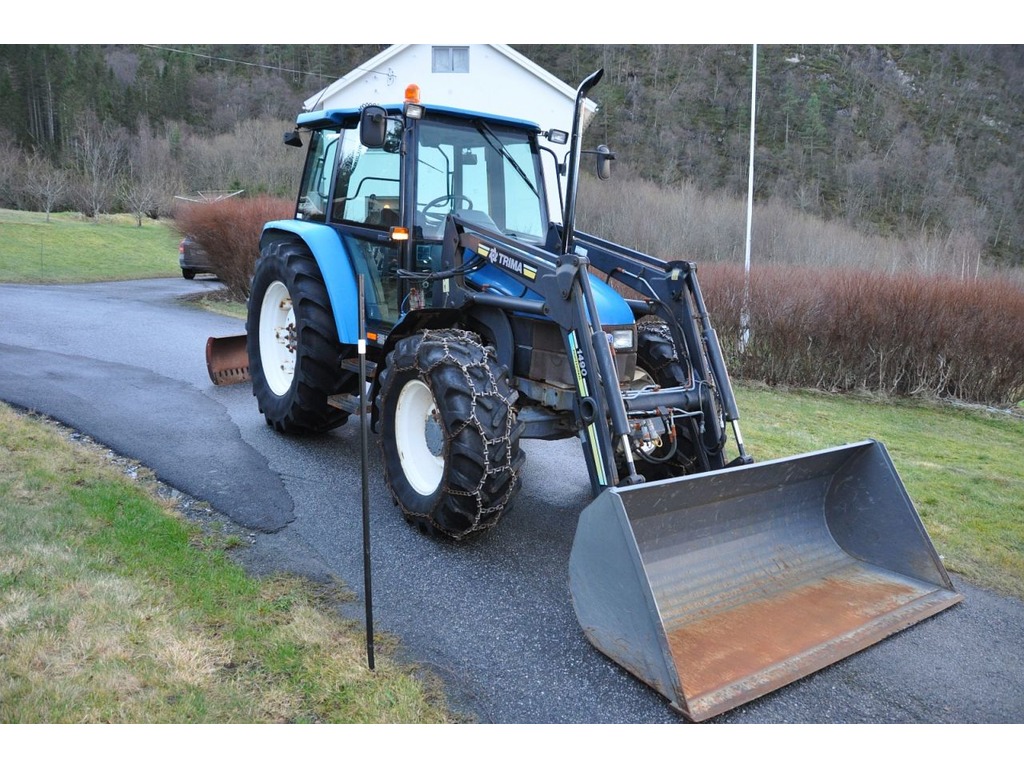 New Holland 5635 1996 in vendita - foto 3