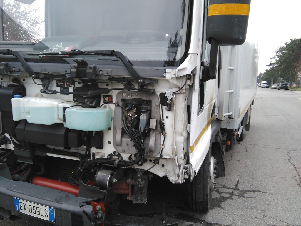 vendo camion in vendita - foto 4