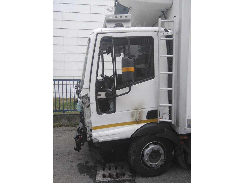 vendo camion in vendita - foto 5