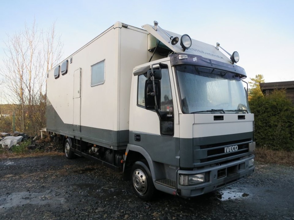 Autocarri in vendita