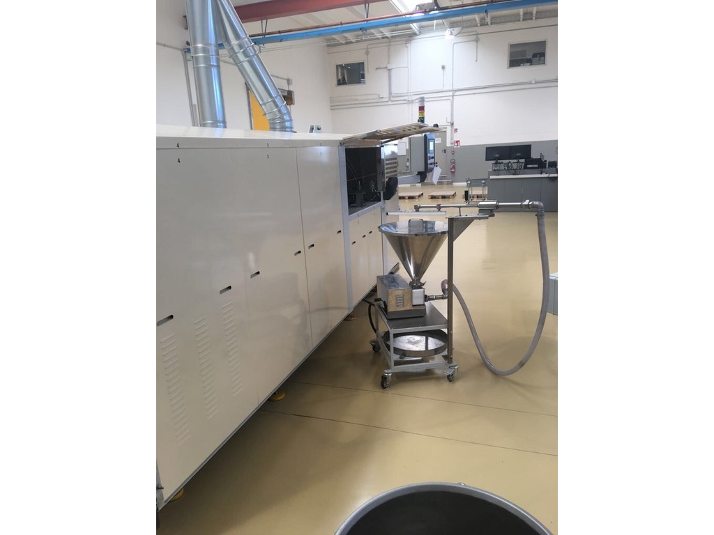Linee produzione di biscotti, croissant in vendita