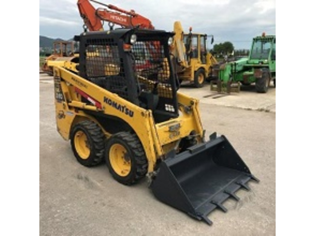 Vendesi minipale gommate Komatsu in vendita - foto 1