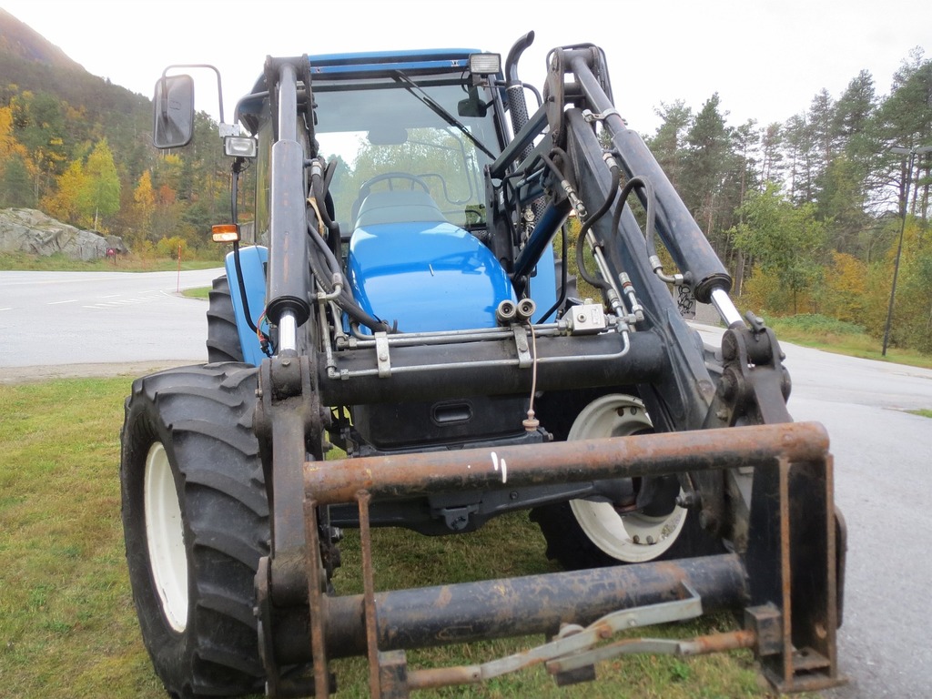 Trattore New Holland TL100DC in vendita - foto 2