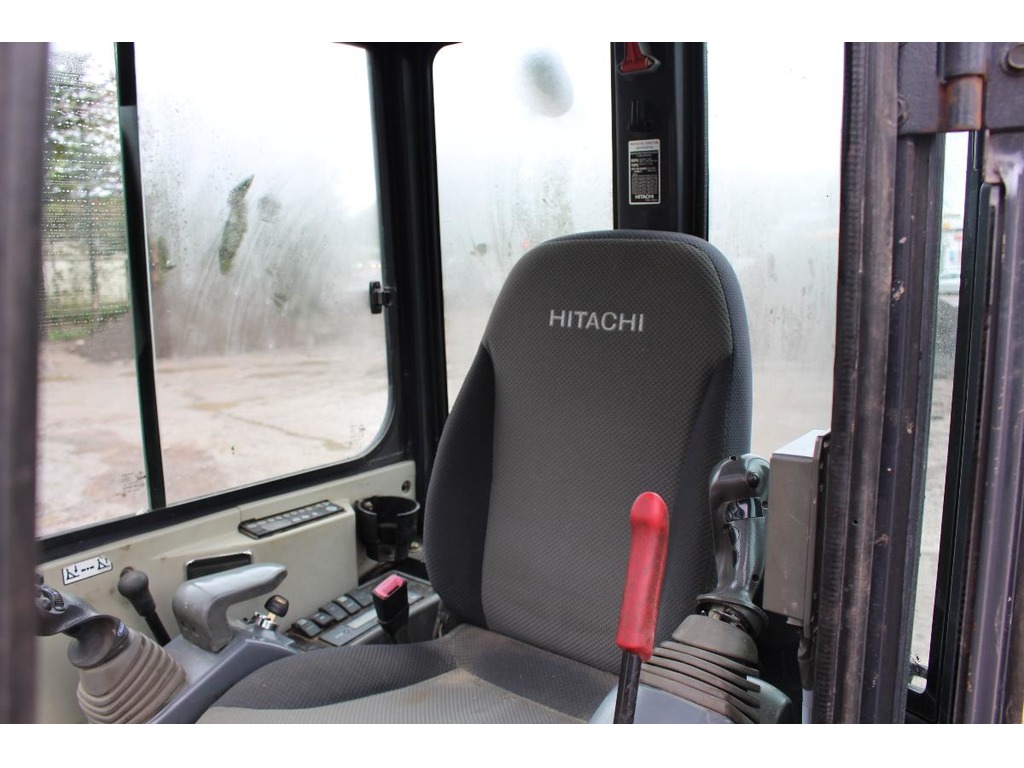 Mini pala Hitachi ZX38U-3 in vendita - foto 2