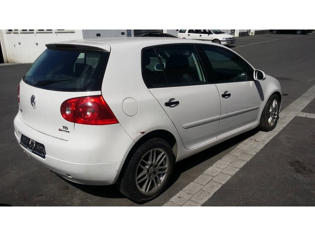 Volkswagen Golf 1,9 in vendita - foto 1