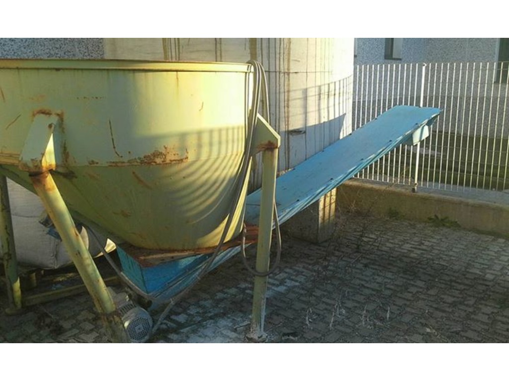Attrezzature varie in vendita