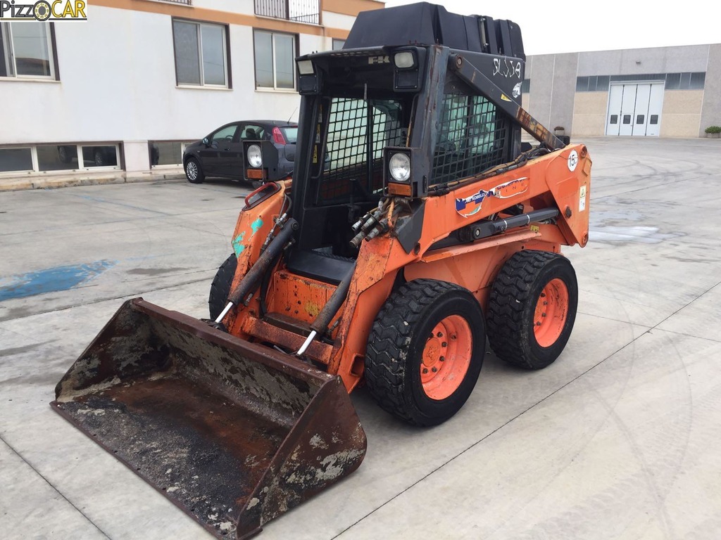 MINIPALA KOBELCO SL 55 BH in vendita - foto 1