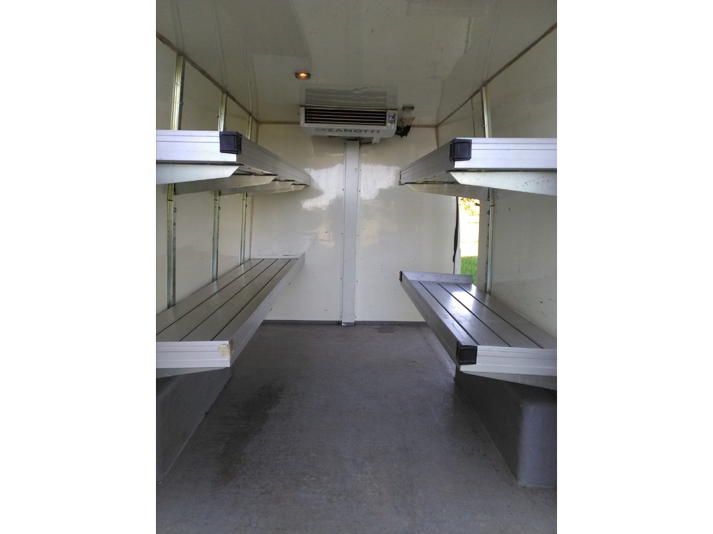 Furgone frigo Ford Transit perfetto pochi km in vendita - foto 2