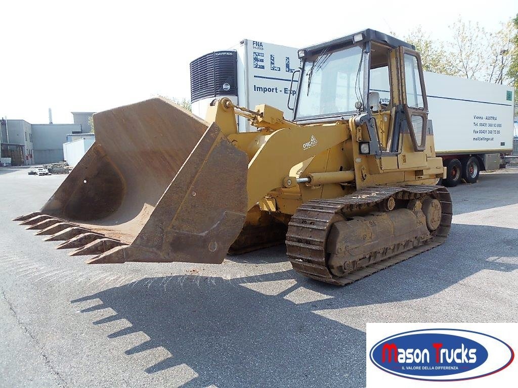 CATERPILLAR 953 B, pala cingolata in vendita - foto 2