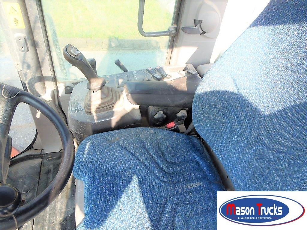 HITACHI ZW180, pala gommata, 2009 in vendita - foto 9