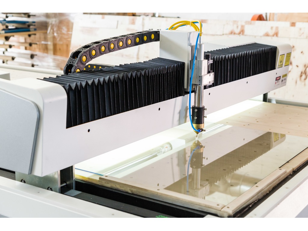 Laser espressamente studiato e realizzato per asportare  la maggior parte dei coatings sul vetro in vendita - foto 1
