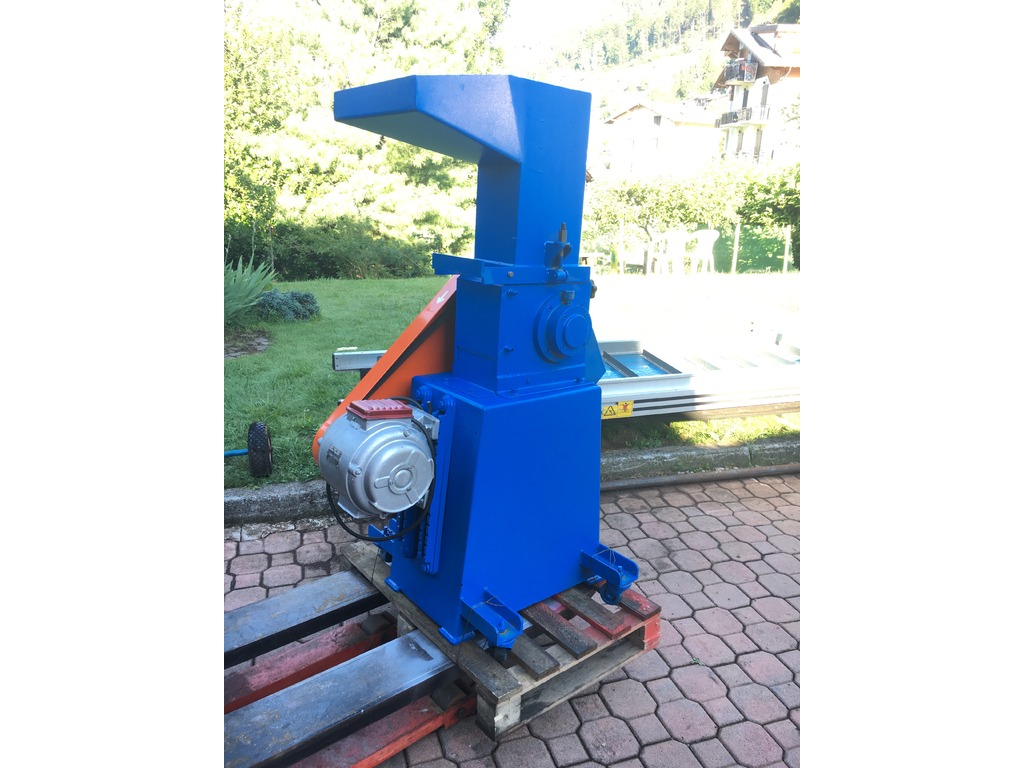 Mulino raffinatore 4 cv in vendita - foto 1