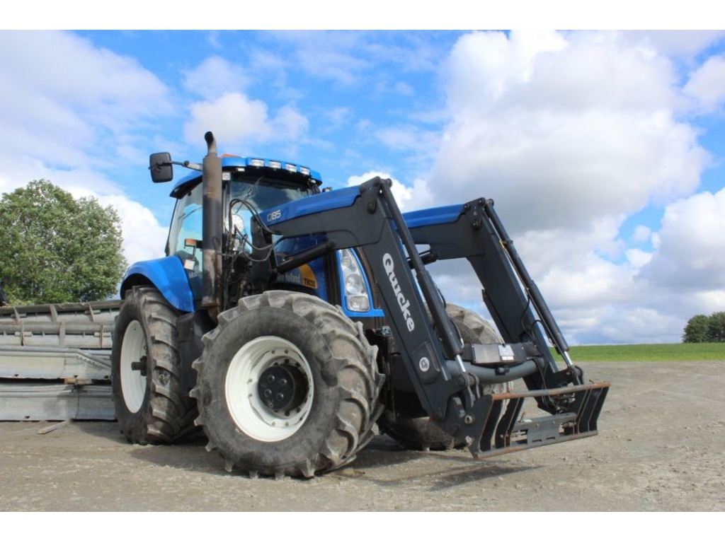 New Holland T8030 in vendita - foto 1