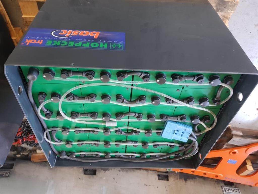 BATTERIA CARRELLO ELEVATORE in vendita - foto 2