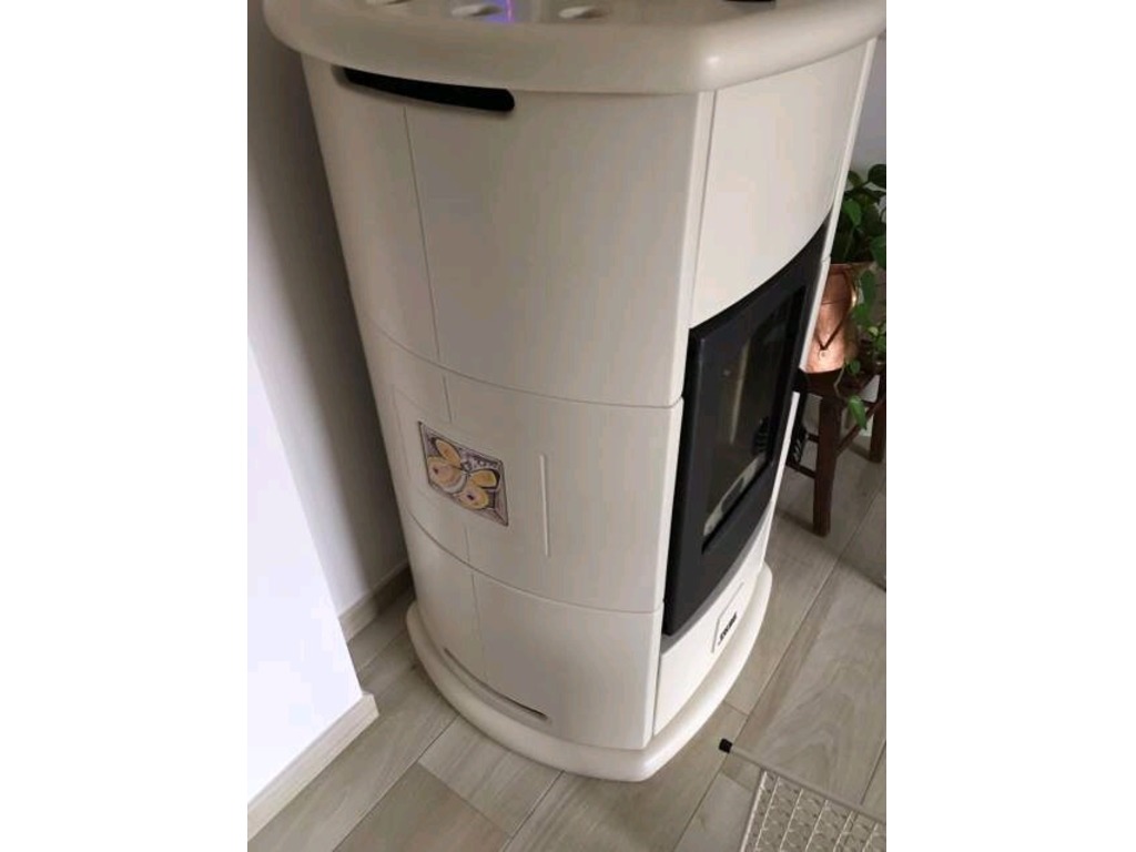 Idro stufa a pellet della Thun 20kw in vendita - foto 4