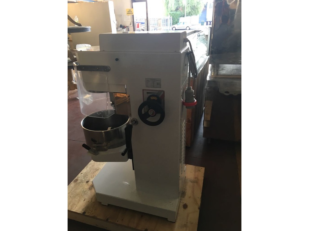 Mescolatrice planetaria professionale avancini 30 lt. in vendita - foto 2