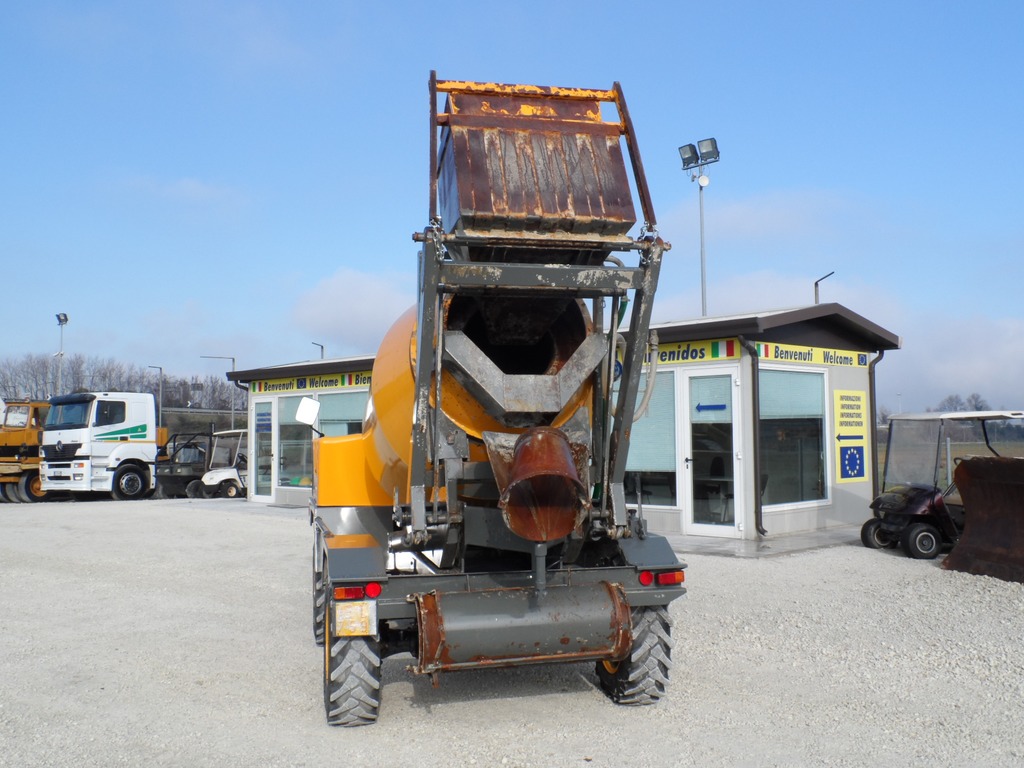 AUTOBETONIERA DIECI DH 694 in vendita - foto 2