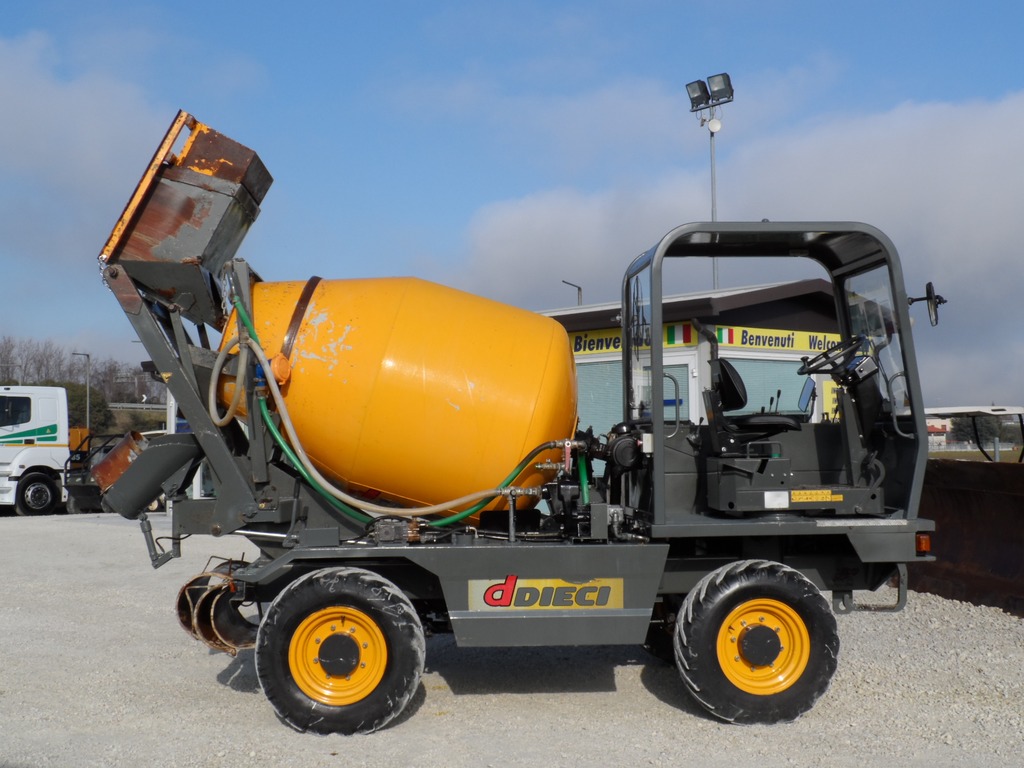 AUTOBETONIERA DIECI DH 694 in vendita - foto 3