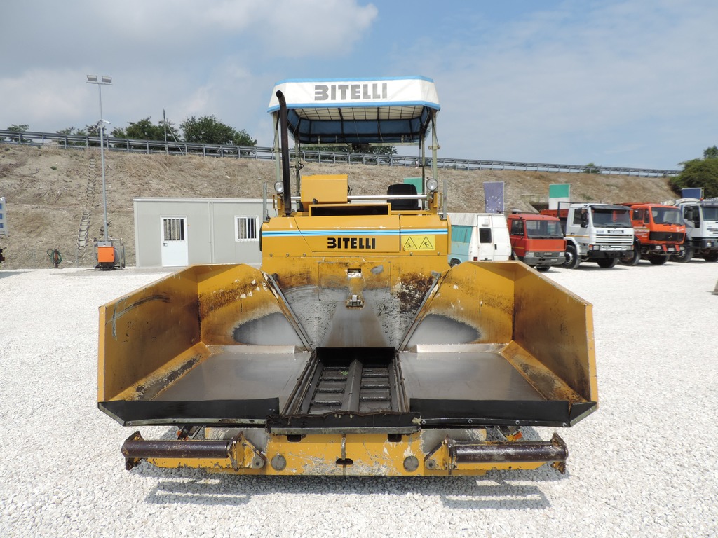 FINITRICE BITELLI BB 632 in vendita - foto 2