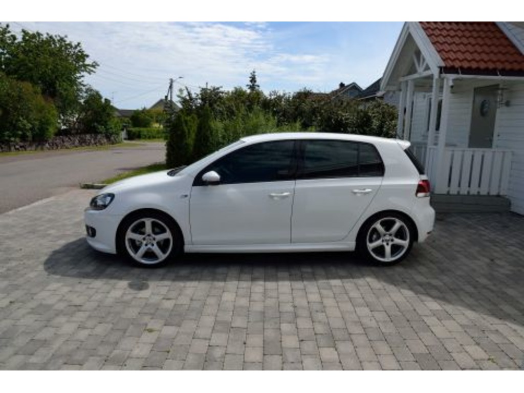 Volkswagen Golf 2,0 TDI 4Motion, Highline, R-Line in vendita - foto 1