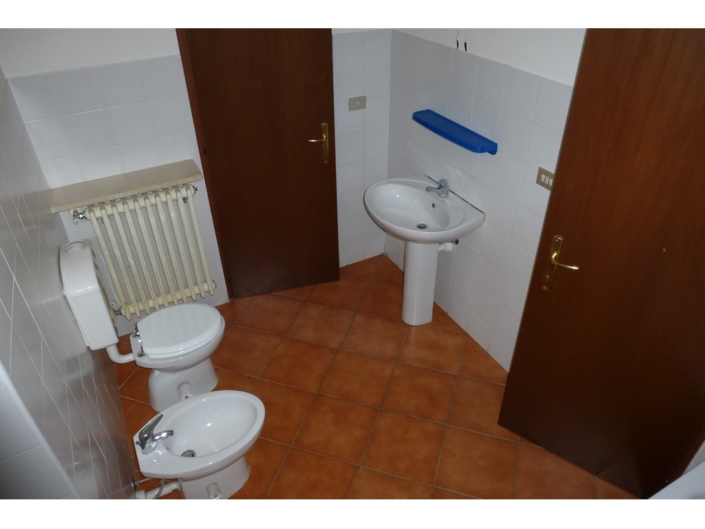 Grande cascina con terreno a Pinerolo (TO) in vendita - foto 10