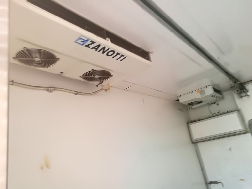 Mercedes Sprinter Isotermico in vendita - foto 7