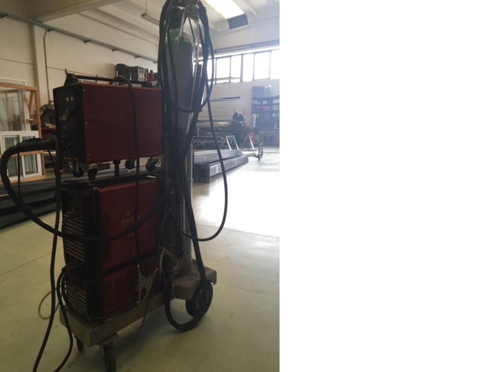 Saldatrice professionale inverter multifunzione in vendita - foto 3
