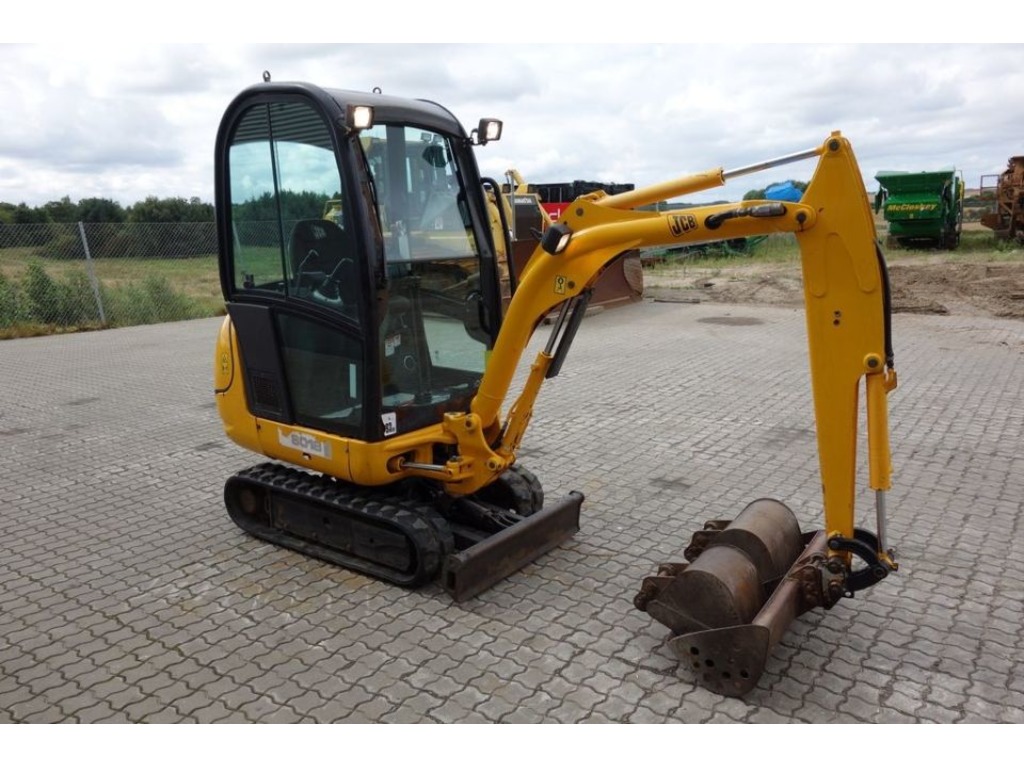 Vendesi Escavatore JCB 8018 2006 in vendita - foto 1
