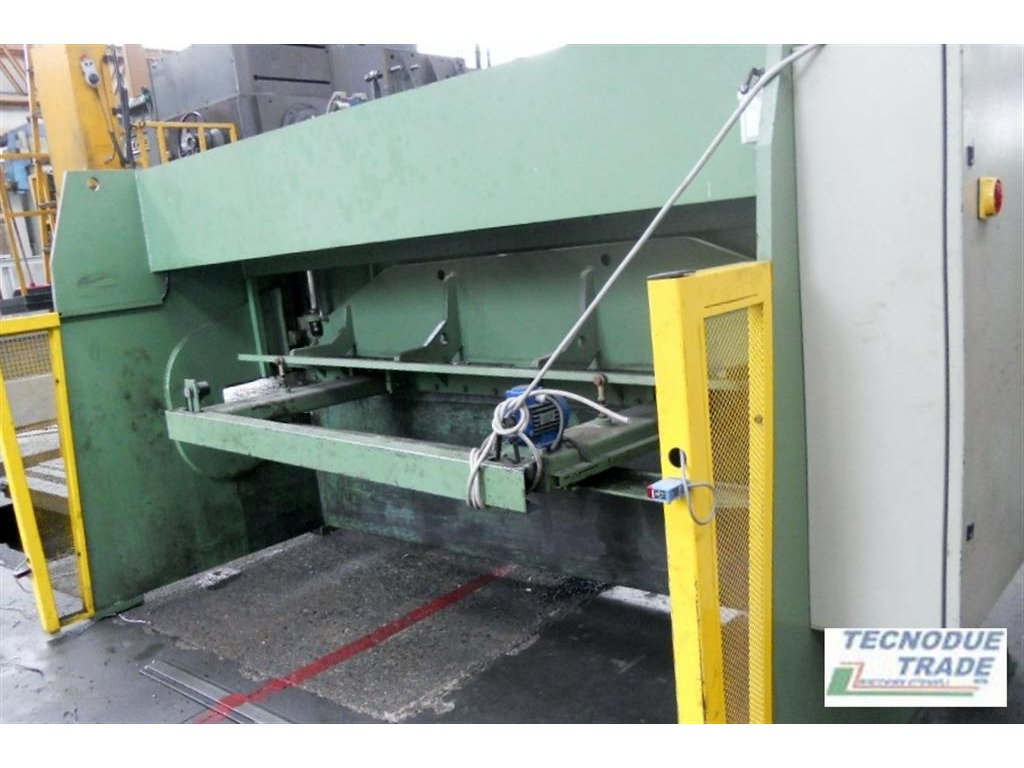 CESOIA A GHIGLIOTTINA IDRAULICA MARCA WARCOM MODELLO MAXIMA 30-04 in vendita - foto 2