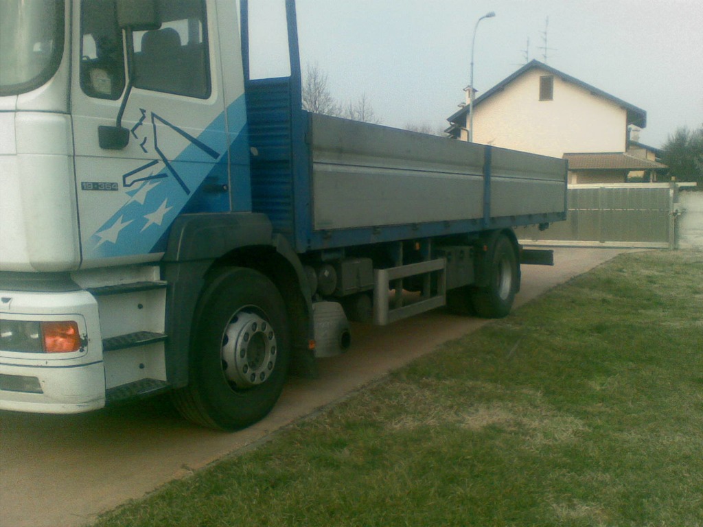 MAN 19.364 modello F2000 in vendita - foto 2
