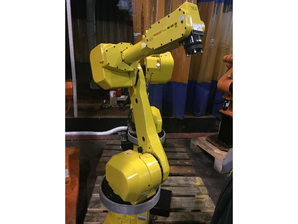 FANUC M16iB 20  R30iA in vendita - foto 2