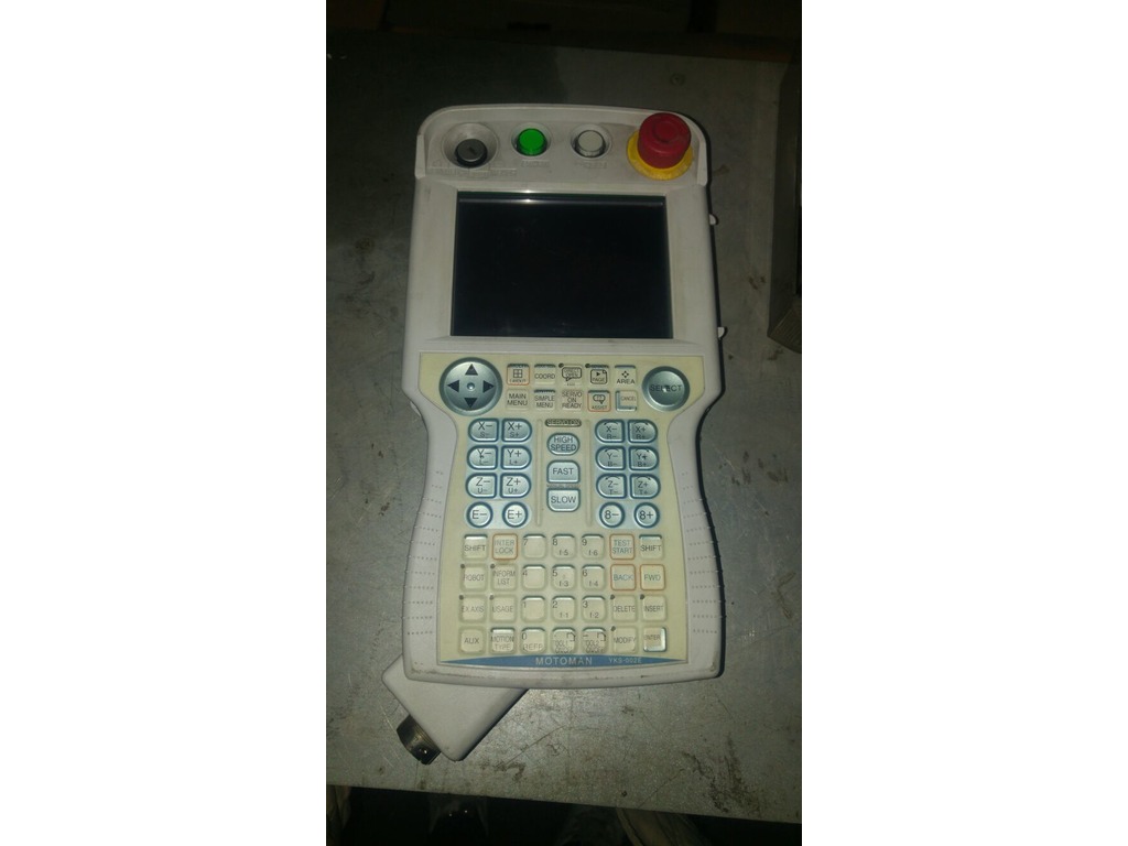 Tastiera usata testata Yaskawa JZRCR-YPP01-01-DX100 in vendita - foto 1