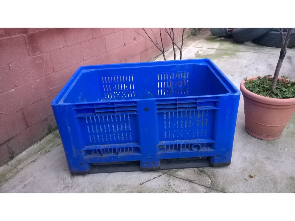 VENDO BINS IN PLASTICA in vendita - foto 1