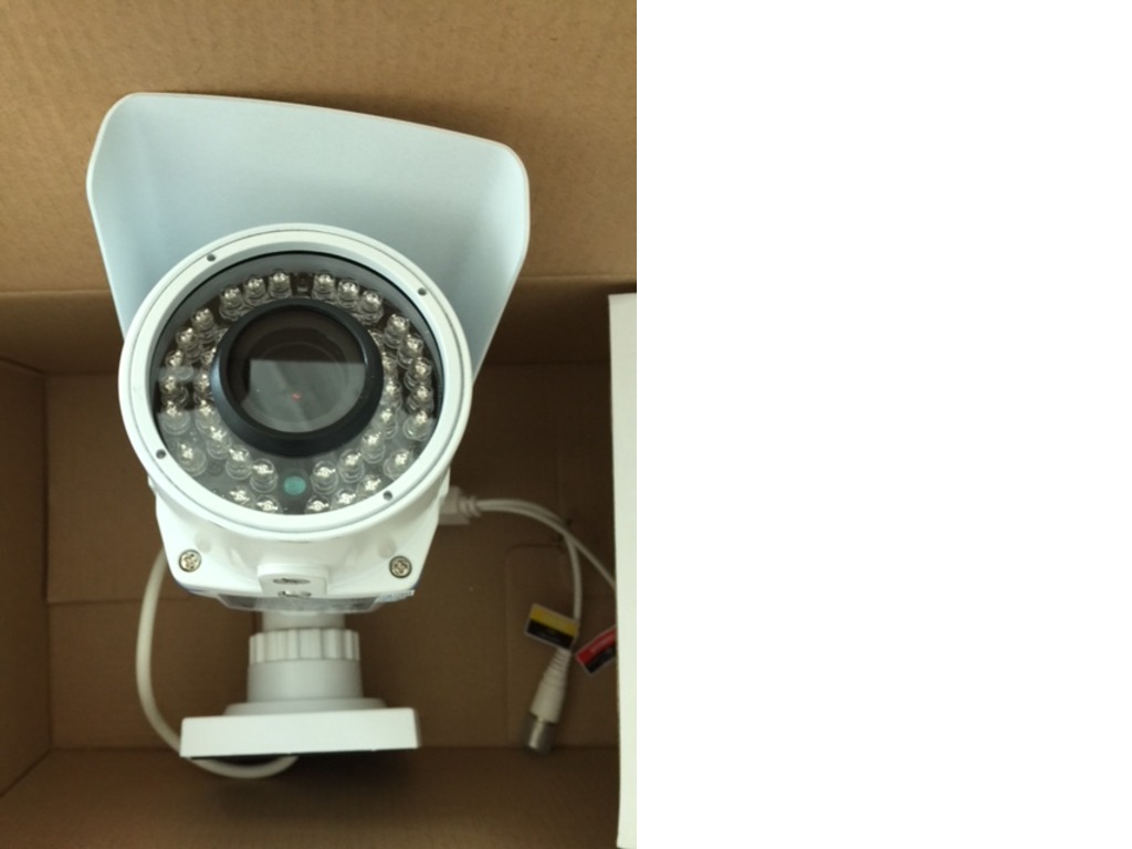 TELECAMERE ALTA RISOLUZIONE MENU' OSD SU CAVO in vendita - foto 1