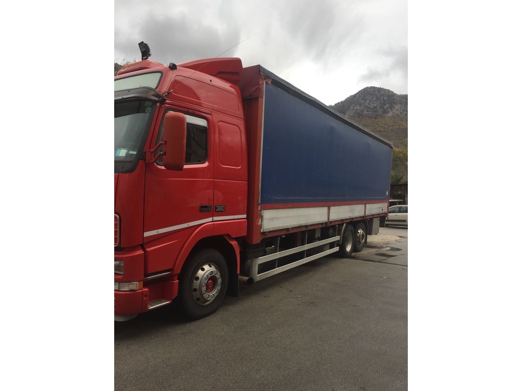 VOLVO FH 380 R 6X2 ADR in vendita - foto 5
