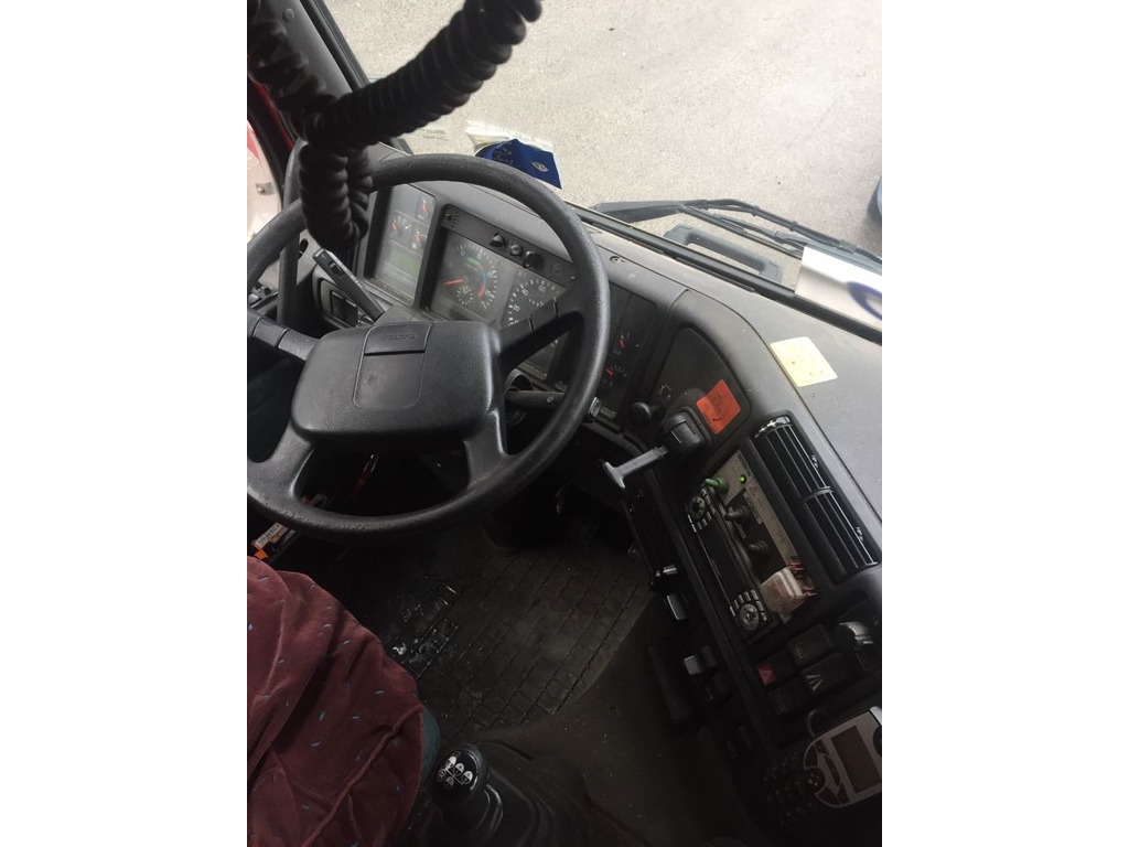 VOLVO FH 380 R 6X2 ADR in vendita - foto 7