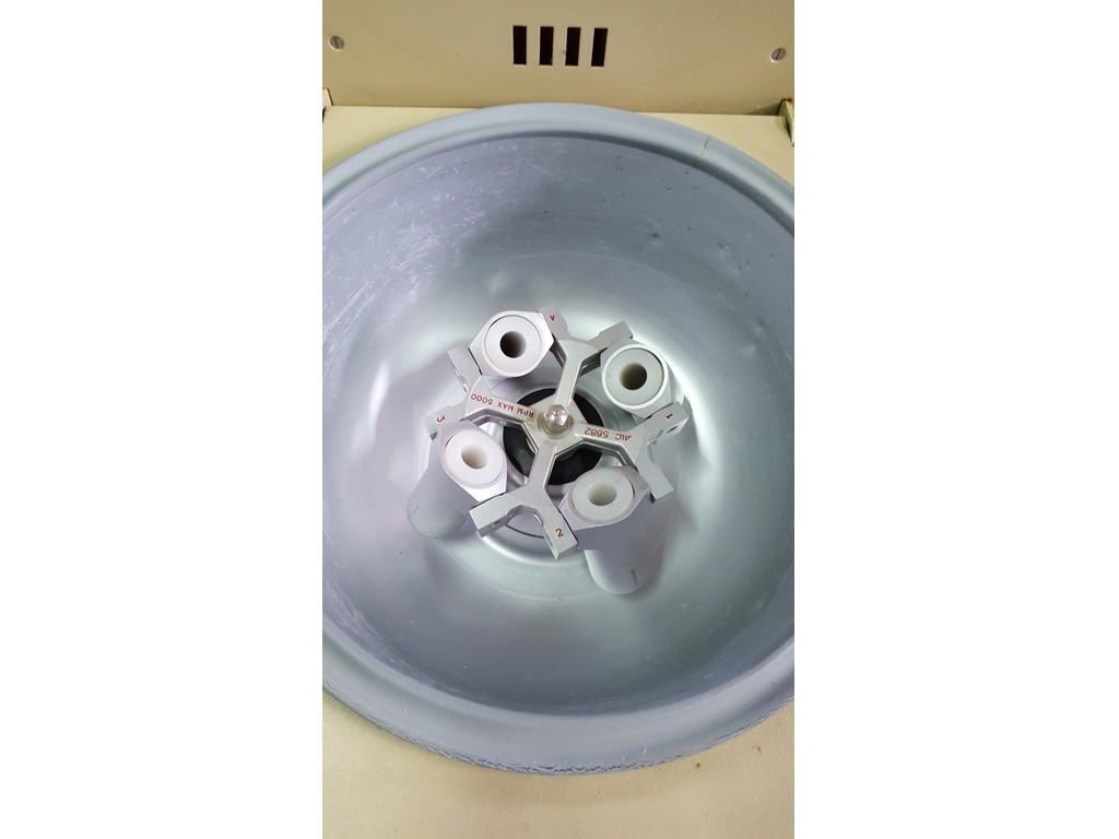 CENTRIFUGA DA LABORATORIO - ALC - Mod. 4225 (cod. LAB-CENT-9) in vendita - foto 3