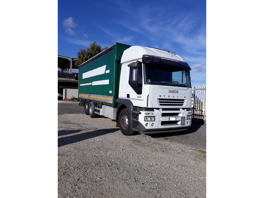 IVECO 260E43 in vendita - foto 2